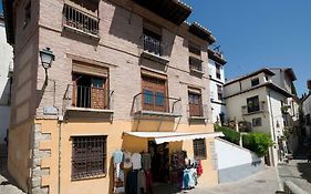 Spacious Sunny And Quiet Albayzin Apartment